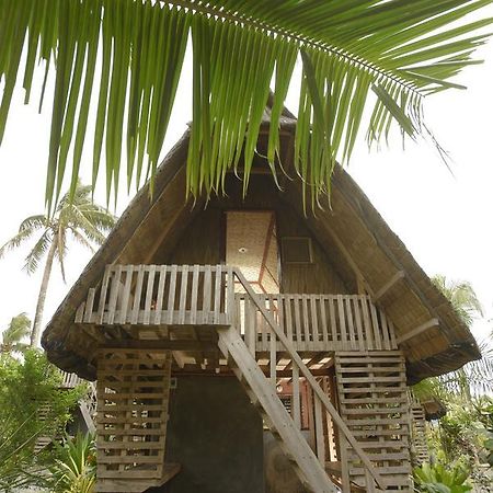 Nalu Surf Camp Hotel Baler Exterior photo